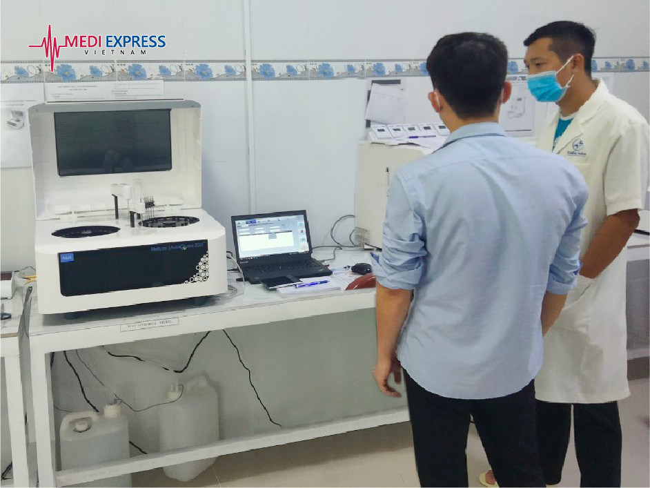 Mediexpress Việt Nam hỗ trợ phòng khám nâng cấp máy Autoquant 100i lên 200i.